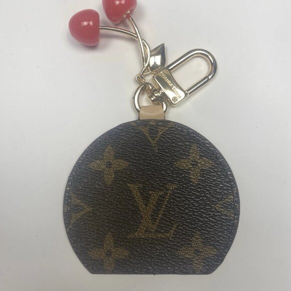 Louis Vuitton x Takashi Murakami Cerise Mini Mirror Bag Charm Keychain - Picture 1 of 5